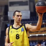 Αφίσα με Μιλόσεβιτς (pic)