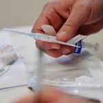 Ξεκινά τη Δευτέρα τυχαίο testing στους πολίτες (vid)