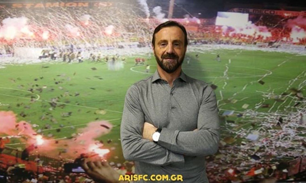 "Ο νέος προπονητής της ομάδας μας στο Κλεάνθης Βικελίδης…" (pics)