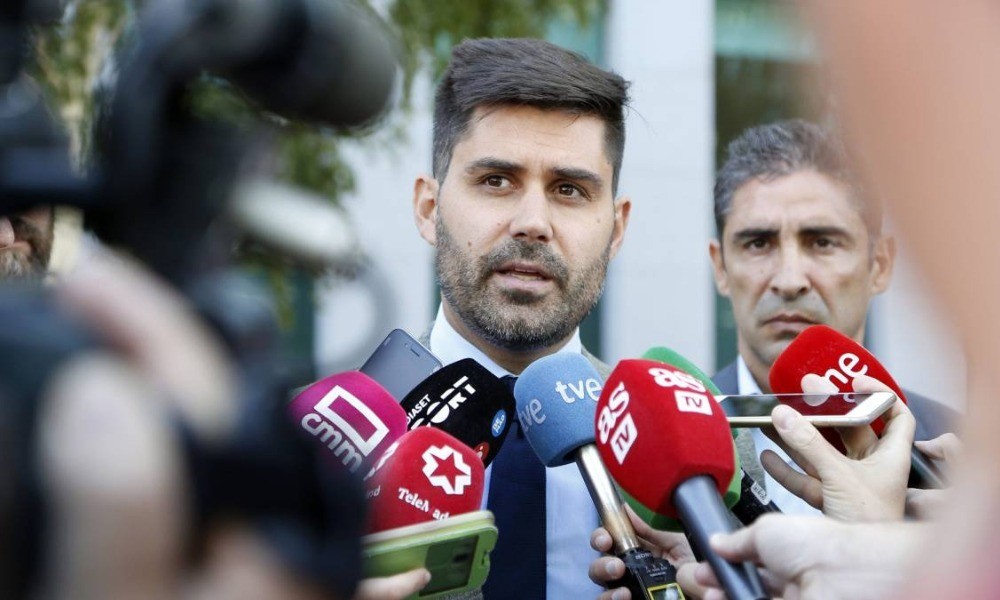 "Τελείως ψευδείς οι κατηγορίες"