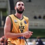 Σοκ με Γιάνκοβιτς στην ΑΕΚ: Έσπασε το χέρι του