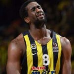 Ανησυχία για Ούντοχ στη Φενέρ