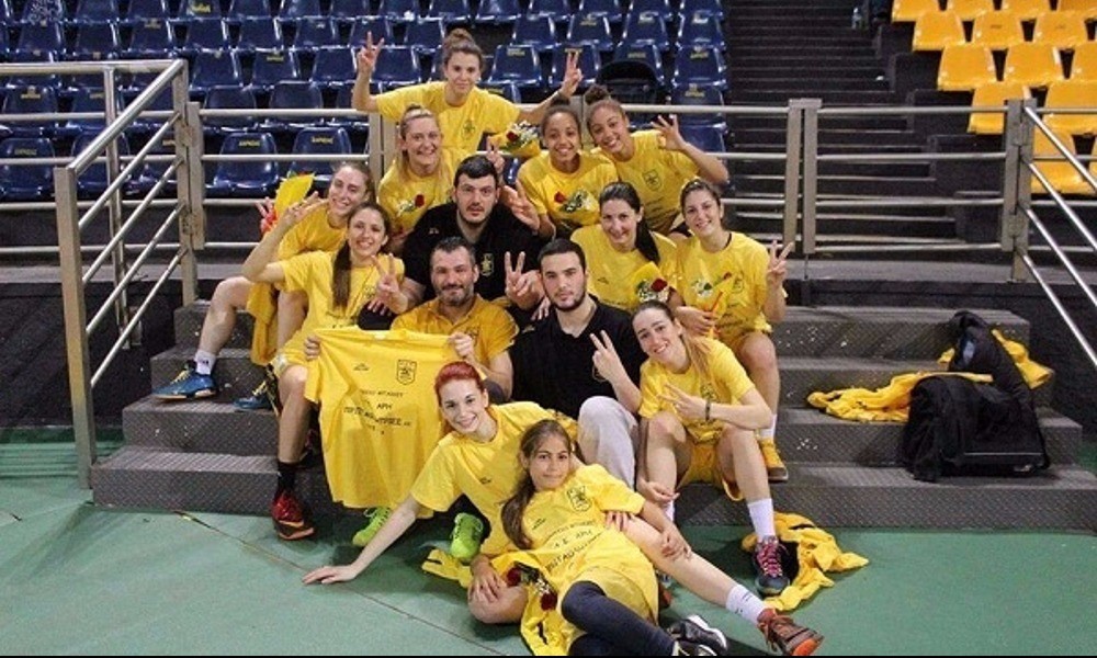 Ατακτίδης και του χρόνου