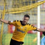 Δεν επιστρέφει αλλά περιμένει ακόμη