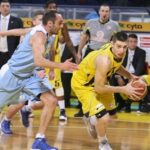 Έξι νίκες και μια ήττα