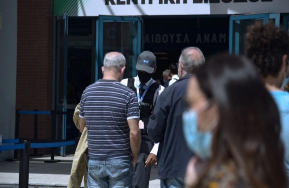 Πάνω από 4,8 εκατ. οι συνολικοί εμβολιασμοί