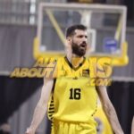 Επαφές με Μούρτο για εξωδικαστική λύση