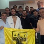 Έπεσαν ξανά στην πισίνα