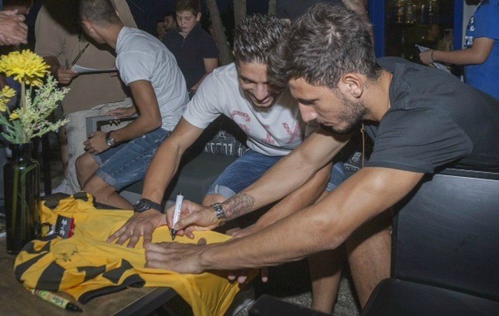Η ομάδα του ΑΡΗ στη ΔΕΘ (Photostory)
