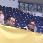 Και οι Ρόκετς για Βεζένκοφ
