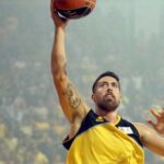 "Κλείνει" ο Αθηναίου