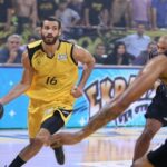 Ξεκαθαρίζει για Μούρτο