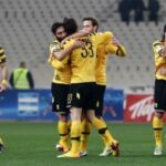 Μεταμεσονύχτια "σύσκεψη" στο ξενοδοχείο