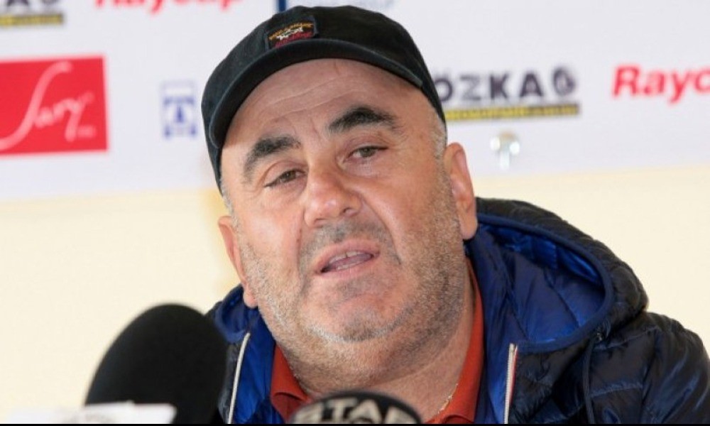 Μπύρος: "Τους πληρώνω και φεύγω"