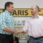 Νόμιμη η διοίκηση, αλλά ψάχνει για αυτόν που θα υπογράφει
