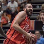 Ντεμπούτο με Ολυμπιακό