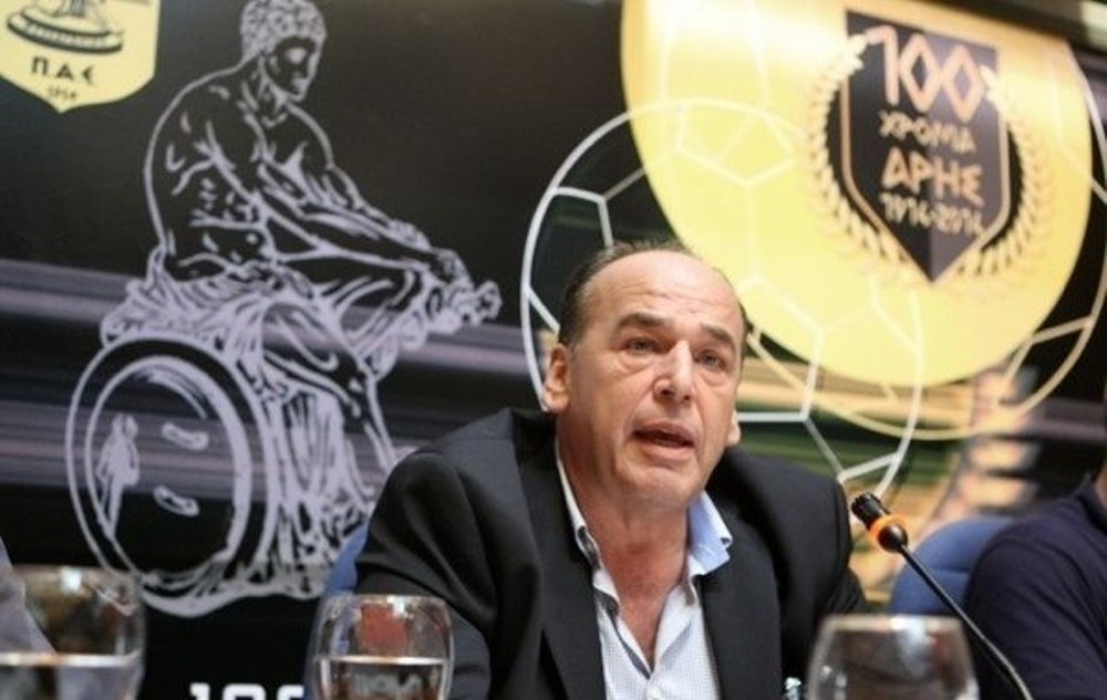 Ο Κωνσταντινίδης και ο Ελληνοαμερικανός…