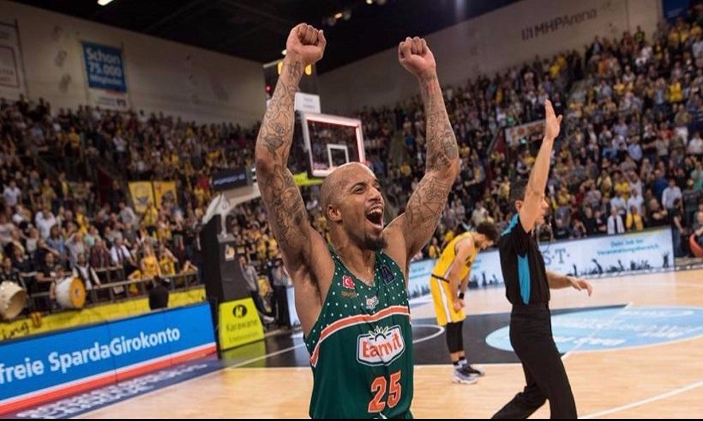 Ο Θίοντορ MVP των προημιτελικών του Champions League (vid)