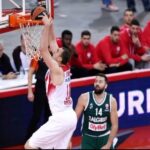 Οσο κερδίζει, ελπίζει…