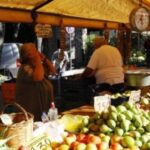 "Ποδοπατήθηκαν" για μία σακούλα τρόφιμα