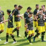 Προσέχει για να έχει