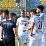 Σοβαροί μέχρι το τέλος…