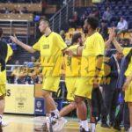Στο χέρι του είναι