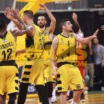 Συνέχεια με απουσίες