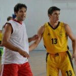 Τα δίνουν όλα Λαρεντζάκης, Ιωακειμίδης