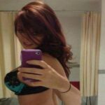 Τα βγάζουν όλα και βγάζουν selfies!