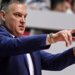 Τέλος από την Ούνικς ο Πασούτιν