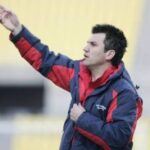 Θέλει Νιόπλια, προς το παρόν Κεχαγιάς