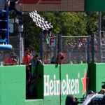 Θρίαμβος για Χάμιλτον και Mercedes στο «σπίτι» της Ferrari