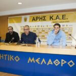 Το "αντίο" του Αγγέλου (photostory)