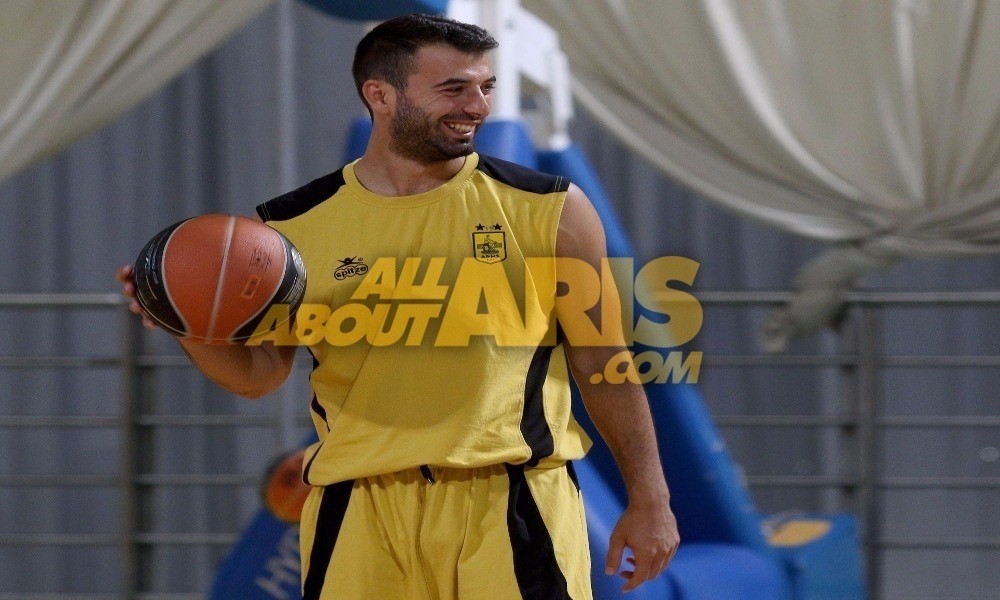 "Υπάρχει ανταγωνισμός σε όλες τις θέσεις" (vids)