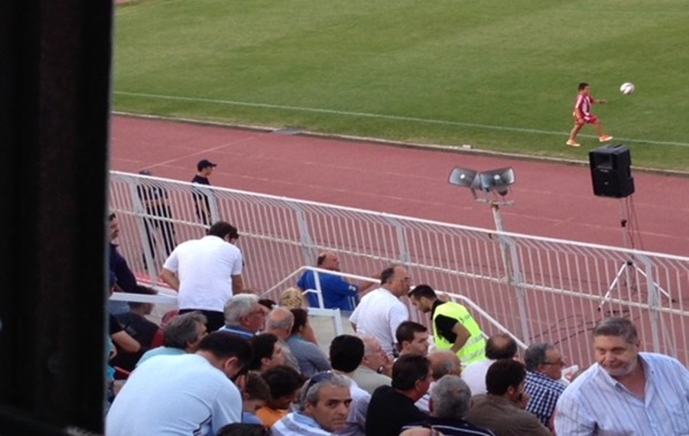 Υπό το βλέμμα του… Μπέου!