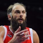 Υψηλές… πτήσεις φέτος στο Παλέ (vids)