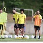 Μία μπάλα και όλα γύρω της…