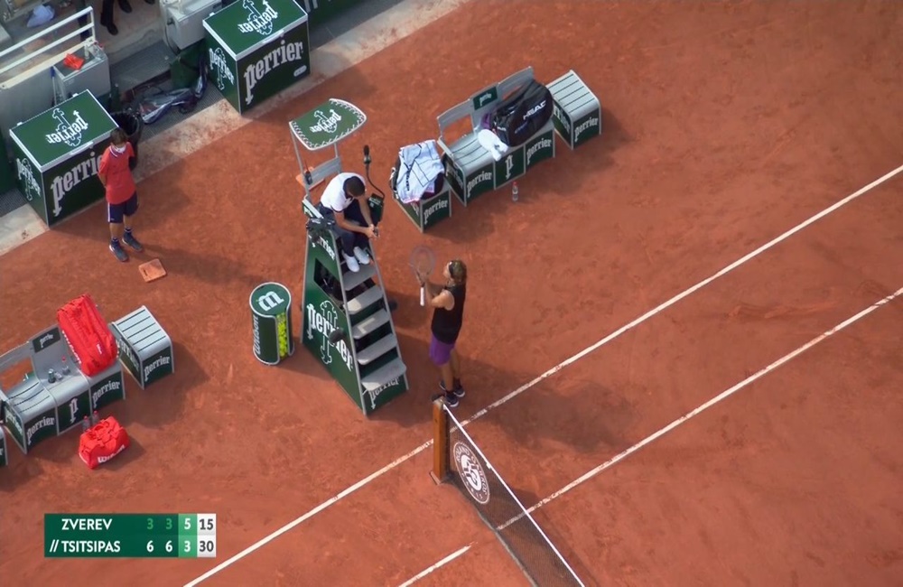 Τα “έβαλε” με τον διαιτητή ο Ζβέρεφ (vid)