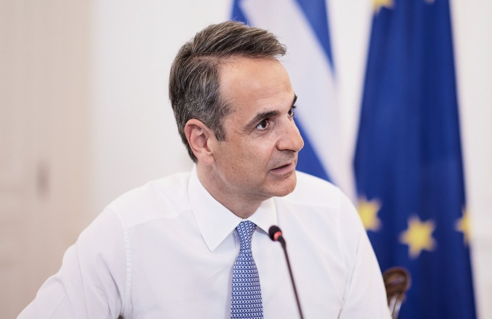 Μητσοτάκης: “Προπληρωμένη κάρτα 150 ευρώ στους νέους με το πρώτο εμβόλιο” (vid)