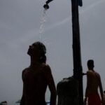 Καιρός: Έρχεται τετραήμερο με 40αρια (vid)