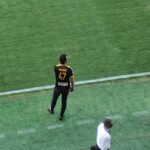Καρυπίδης: Με φανέλα Καμαρά στο “Βικελίδης”! (pic)