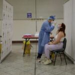 Μοριακό τεστ: Πλαφόν στα 47 ευρώ από την Πέμπτη (vid)