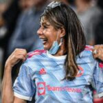 Το δώρο του Κριστιάνο στην γυναίκα που χτύπησε άθελα στην προθέρμανση (vid)