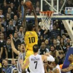 Το μεγάλο βράδυ των ΜακΝίλ-Ουάιτ και οι έξαλλοι πανηγυρισμοί στο τέλος (vids)