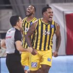 Προχωρά για την επιστροφή Κέλι
