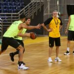 Σε φουλ ρυθμούς ενόψει Περιστερίου – Μοναδικό πρόβλημα ο Σιδηροηλίας