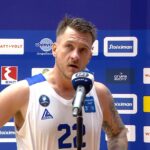 Παπαντωνίου: “Δεν σχολιάζω το ματς, ο Μούντι ήταν μαζί μας ενώ έχασε την αδερφή του” (vid)