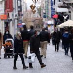 Χειμερινές εκπτώσεις: Πότε ξεκινούν και πόσο θα διαρκέσουν – Στο 70% με 80% οι προσφορές