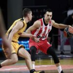Με Σλούκα η αποστολή του Ολυμπιακού για ΑΡΗ